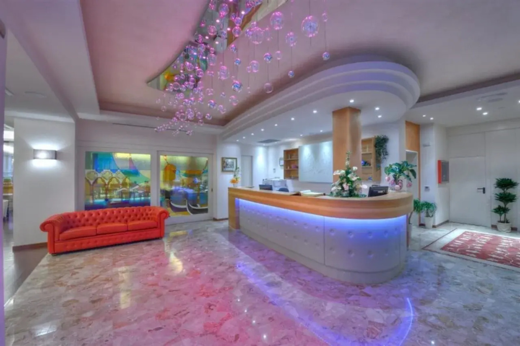 Hotel photo 2