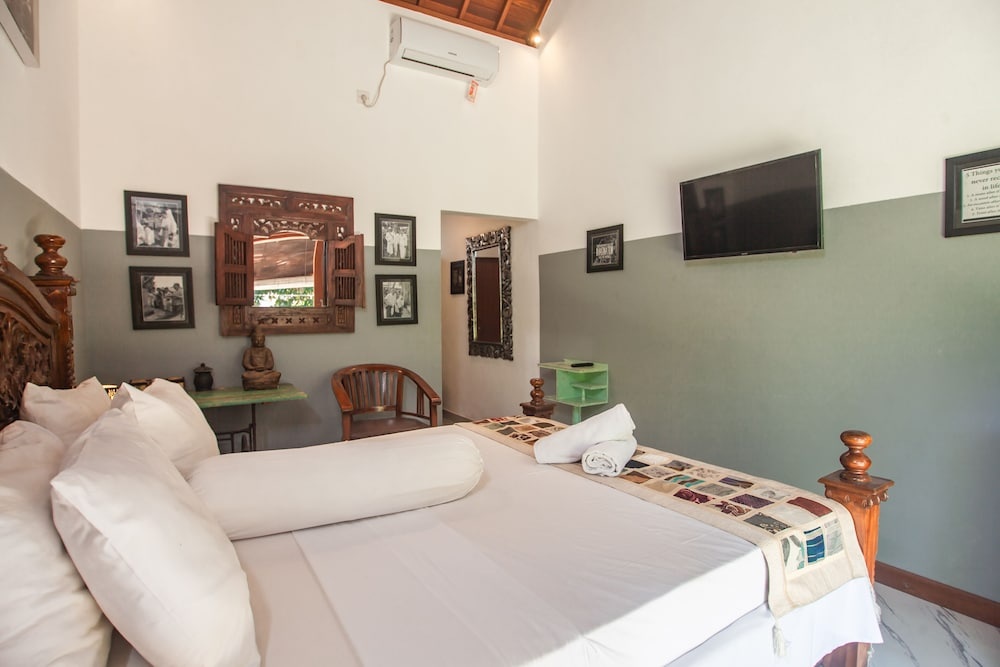 Отель Pondok Taksu Bali в Куте