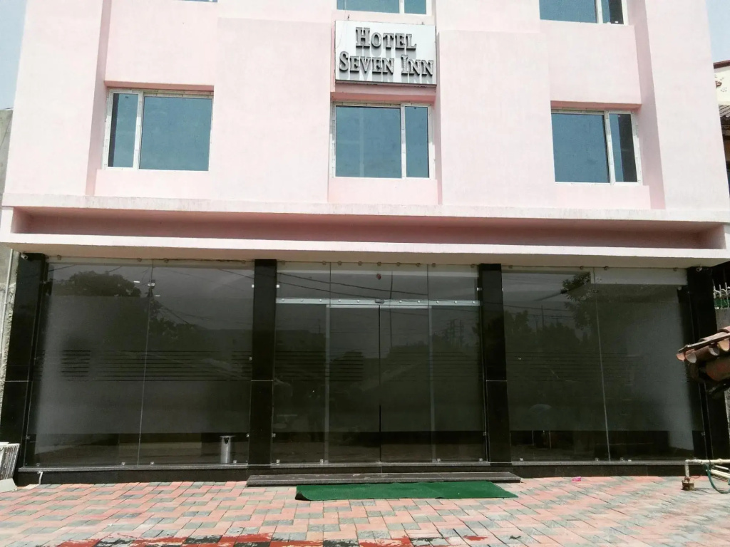 Bodhgaya Seven Inn Hotel N Restaurant