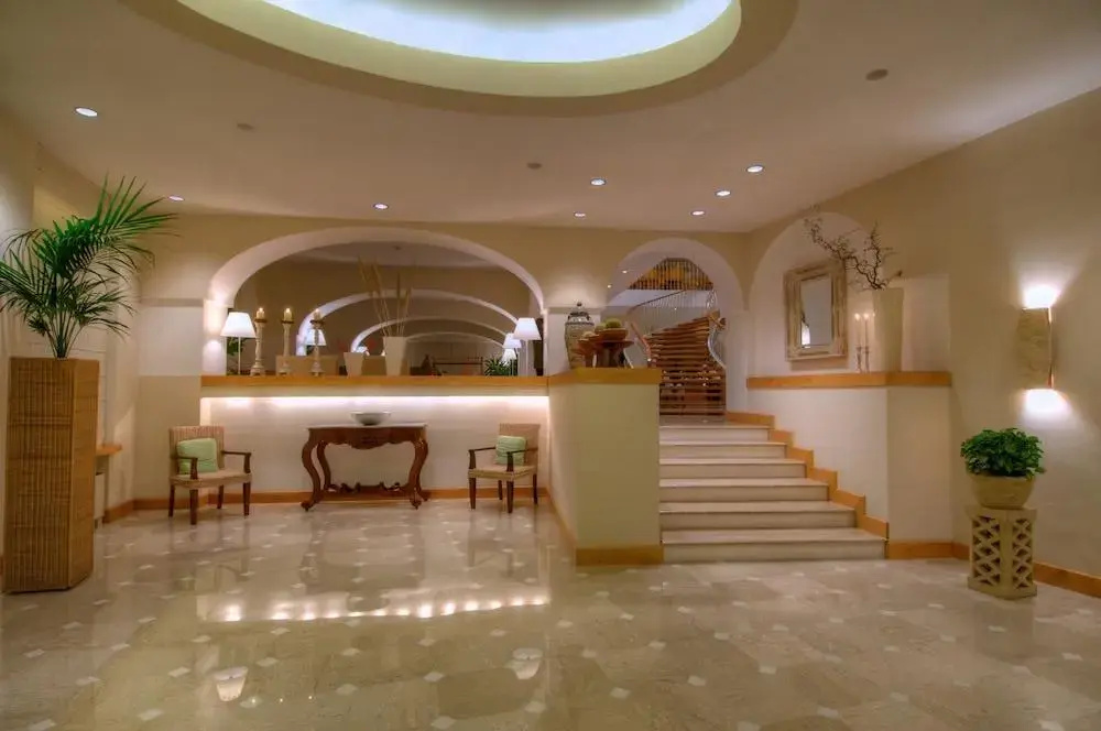 Hotel photo 8