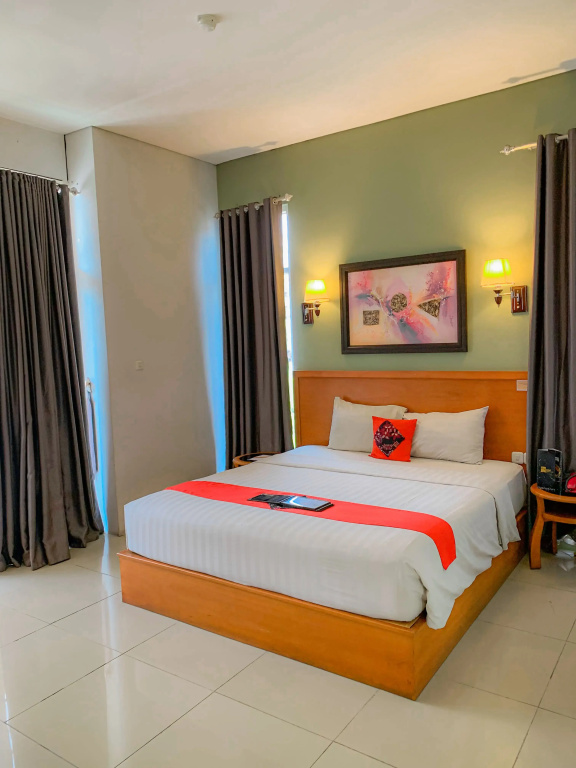 Deluxe Double room (full double bed)