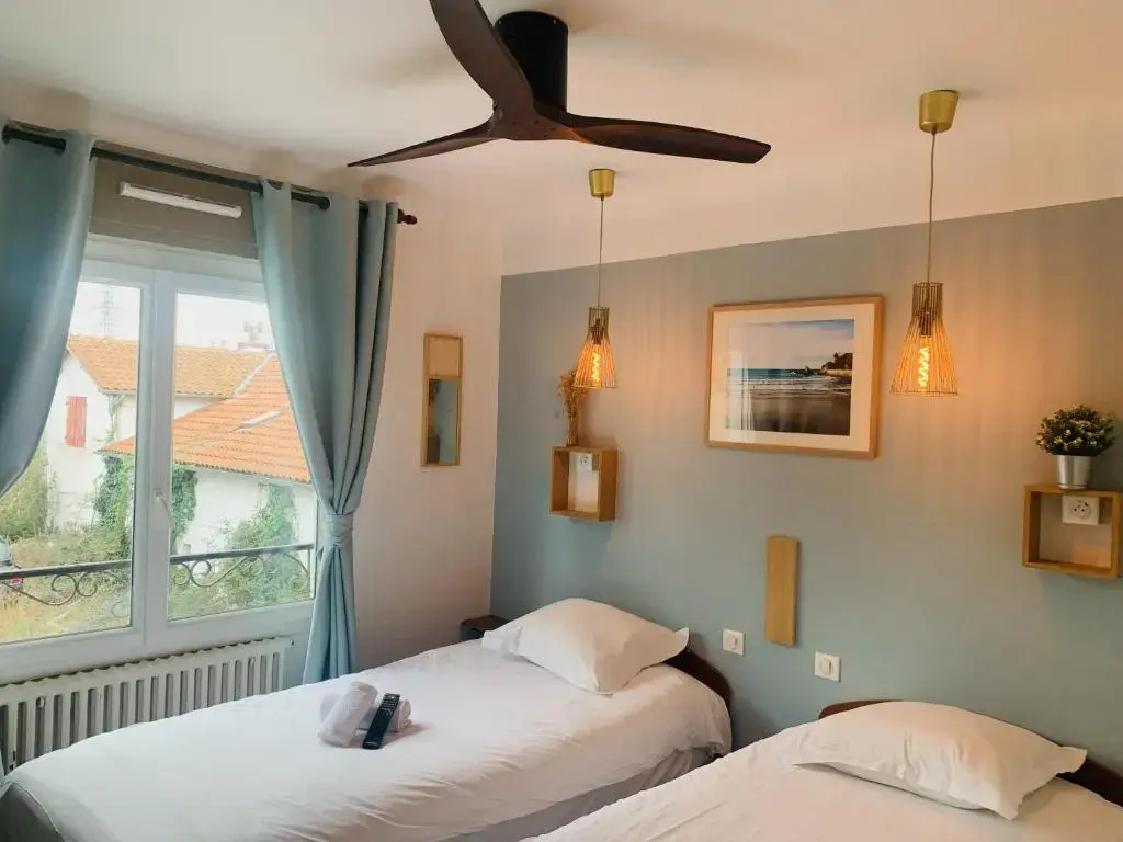 Standard Double room (twin beds)