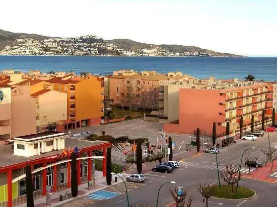 Apartaments Comte d'Empuries - Chambres