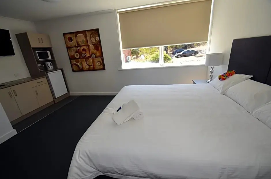 Superior Double room (full double bed)