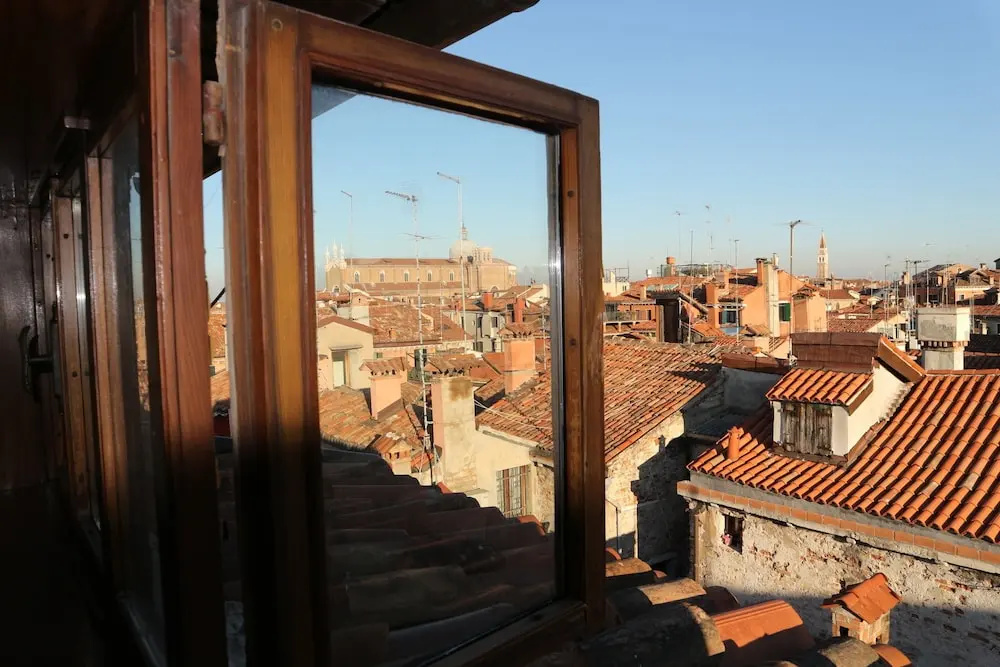 Venezia - Calle De Le Vele