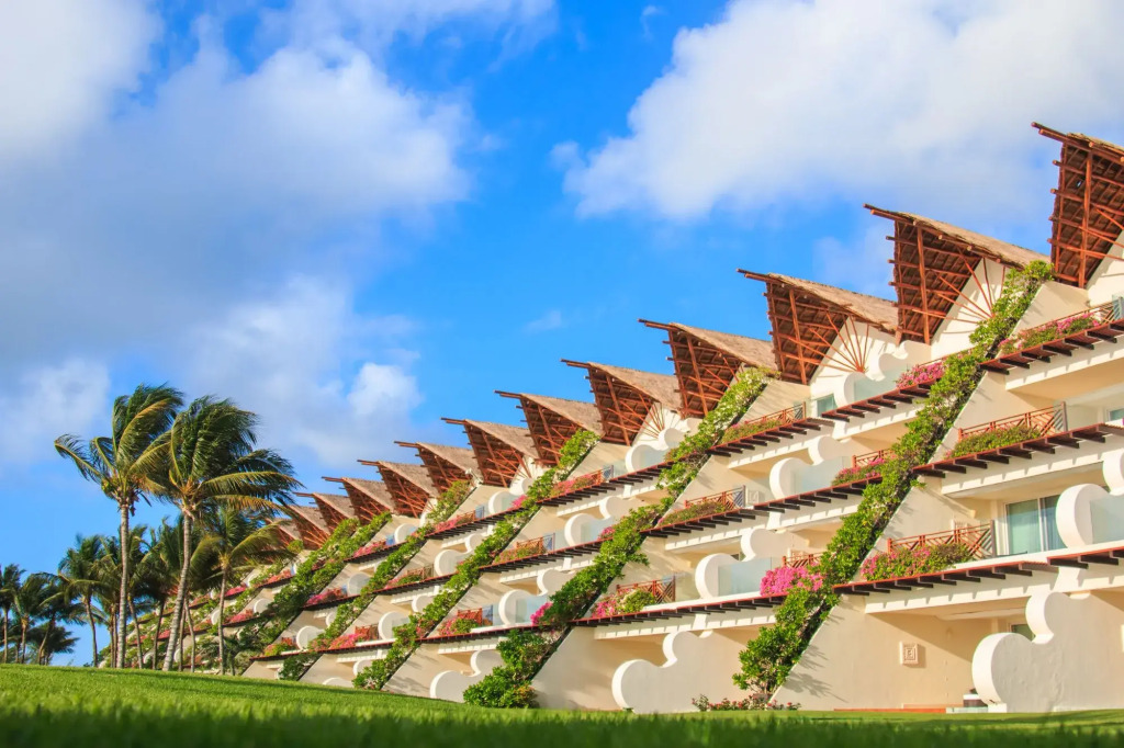 Grand Class At Grand Velas