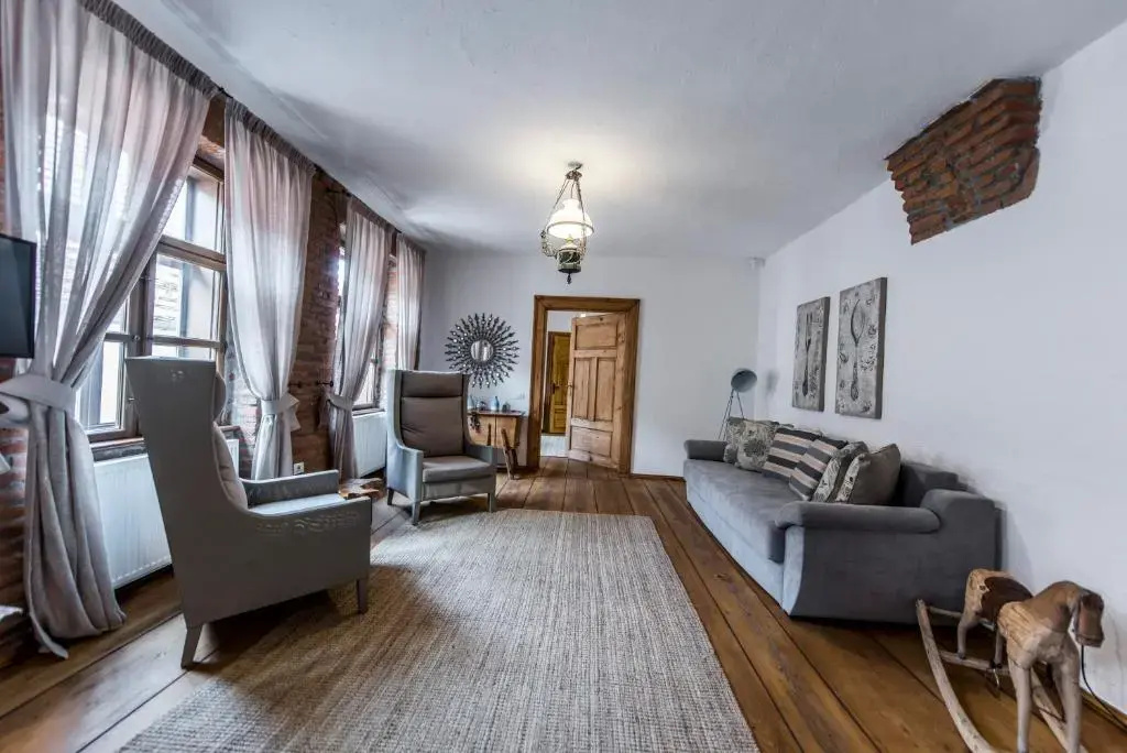 1 Bedroom Apartment with garden view