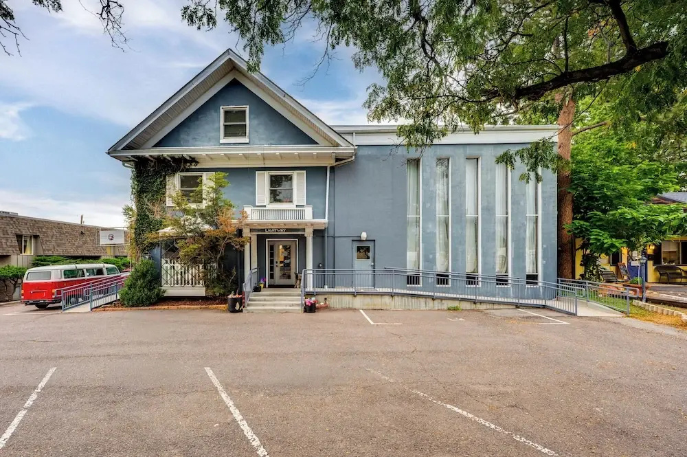 Heated Pool: Tropical Townhome in Wheat Ridge