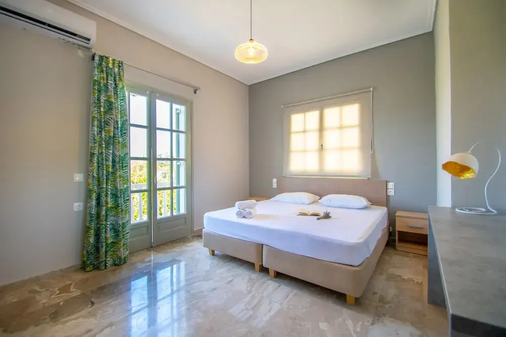 Apartment with balcony and with garden view