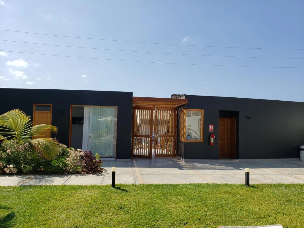 Llapa House
