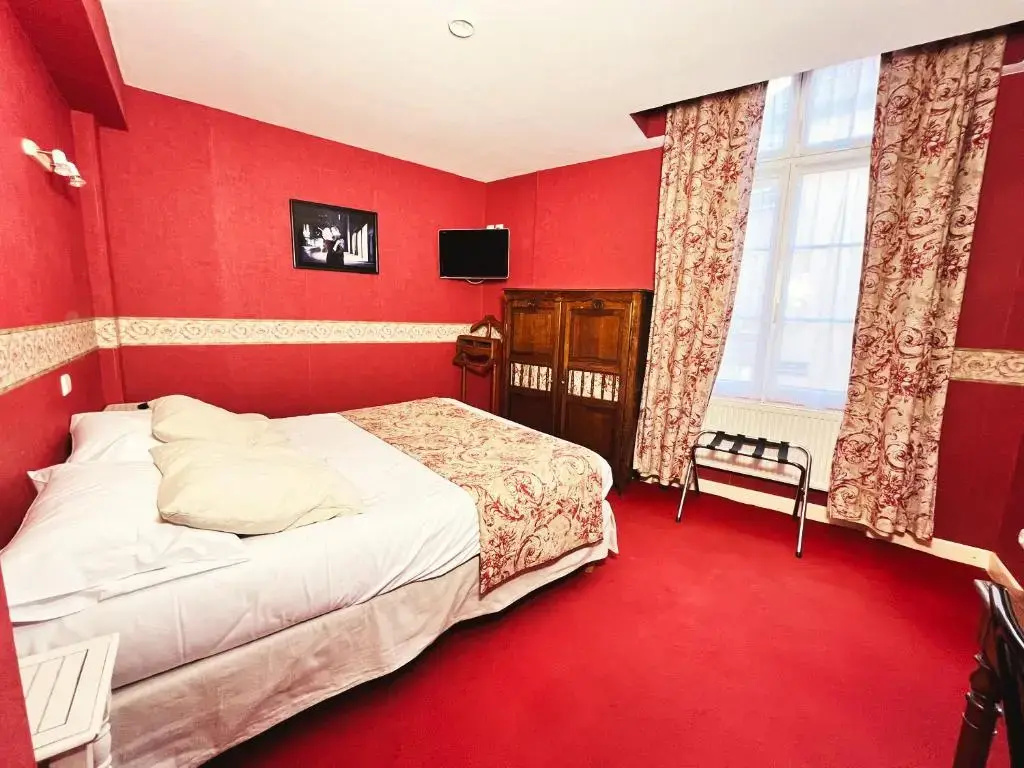 Standard Double room (full double bed)