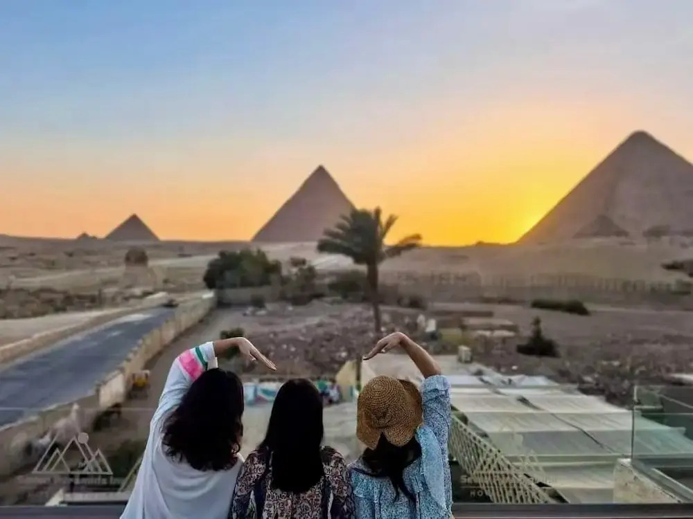 Seven Pyramids Inn - фото 21