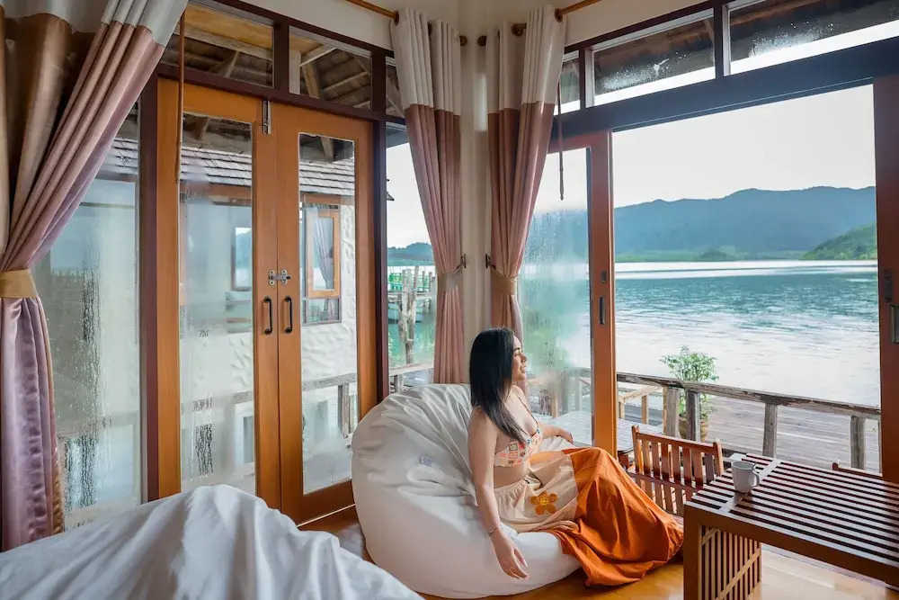 Вилла с балконом и с видом на море в Salakphet Resort