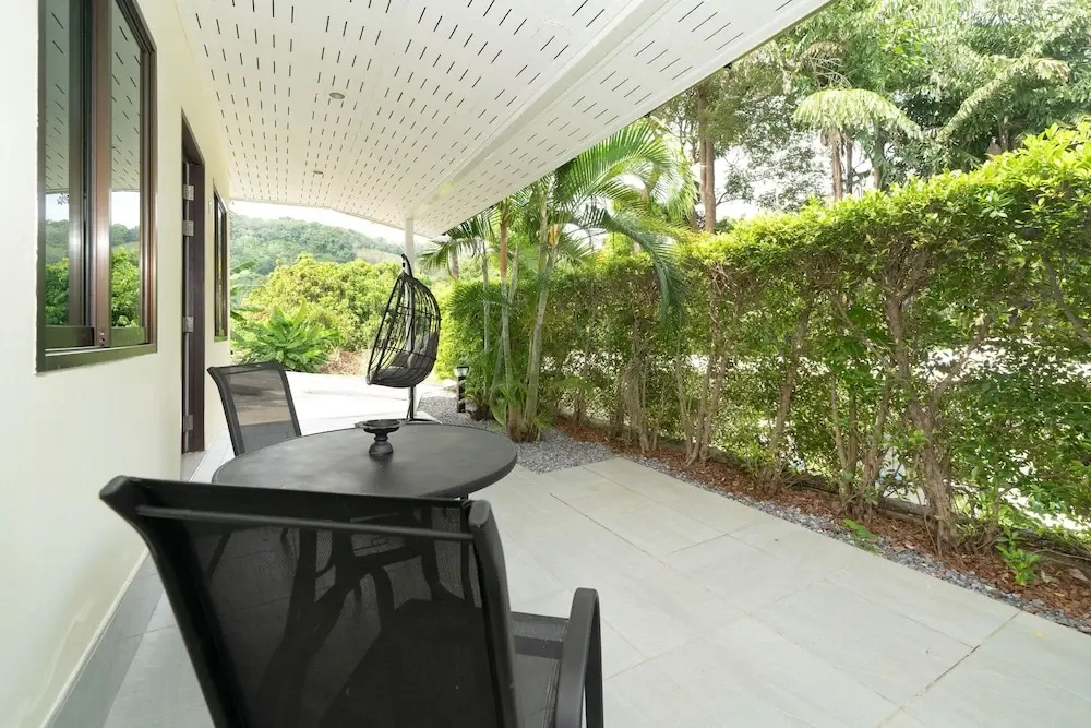 NaiHarn Private Oxavia Garden Bungalows
