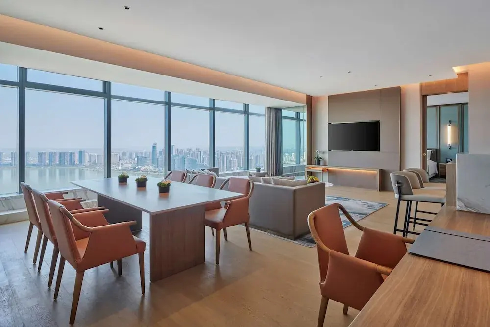 Presidential Suite