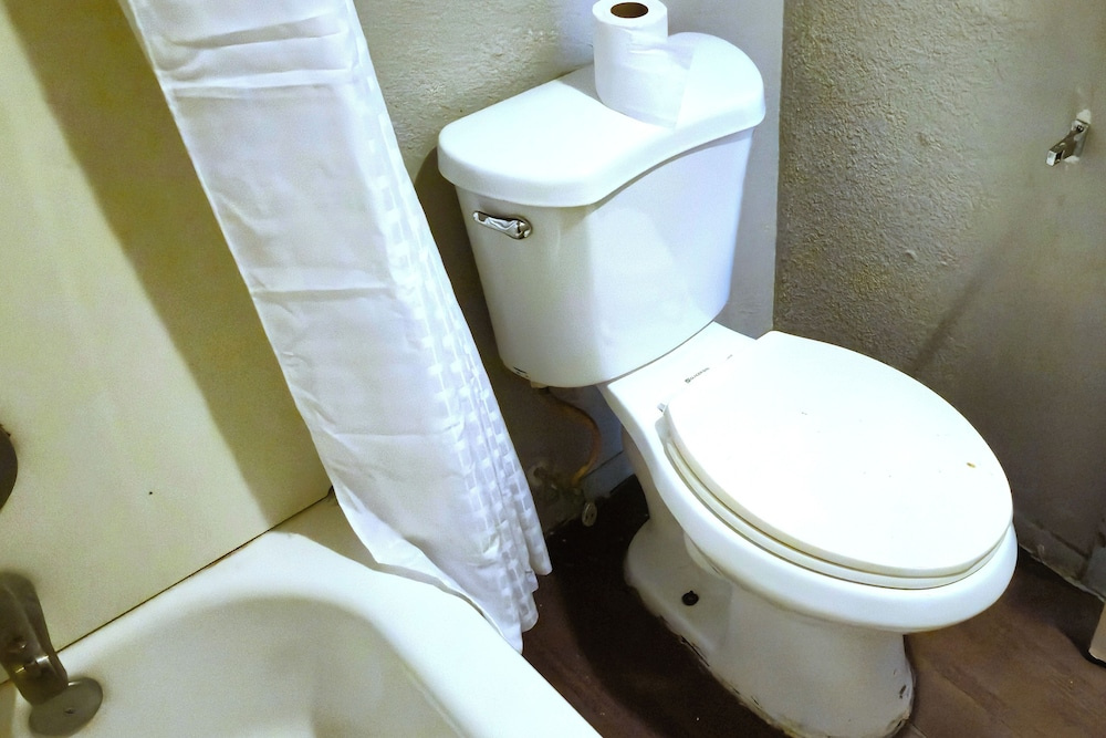 Отель Delux Inn Motel в Гранд-Прери