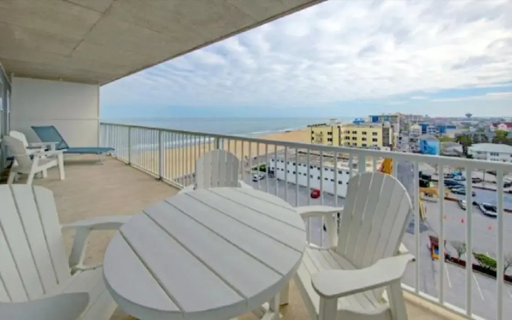 Standard room with ocean view