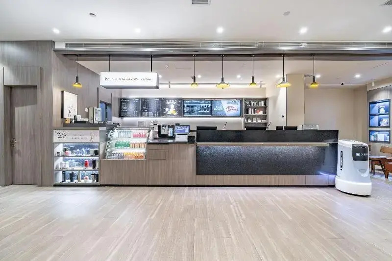Lobby & Reception
