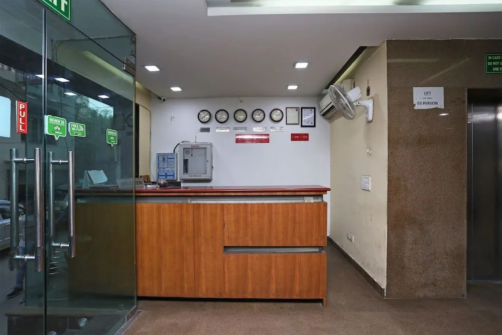 Hotel Daya Continental