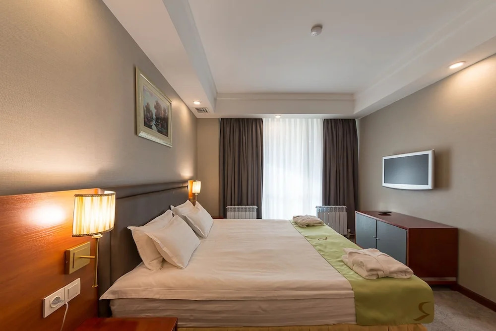 Апартаменты в Hotel Almaty MV Residence