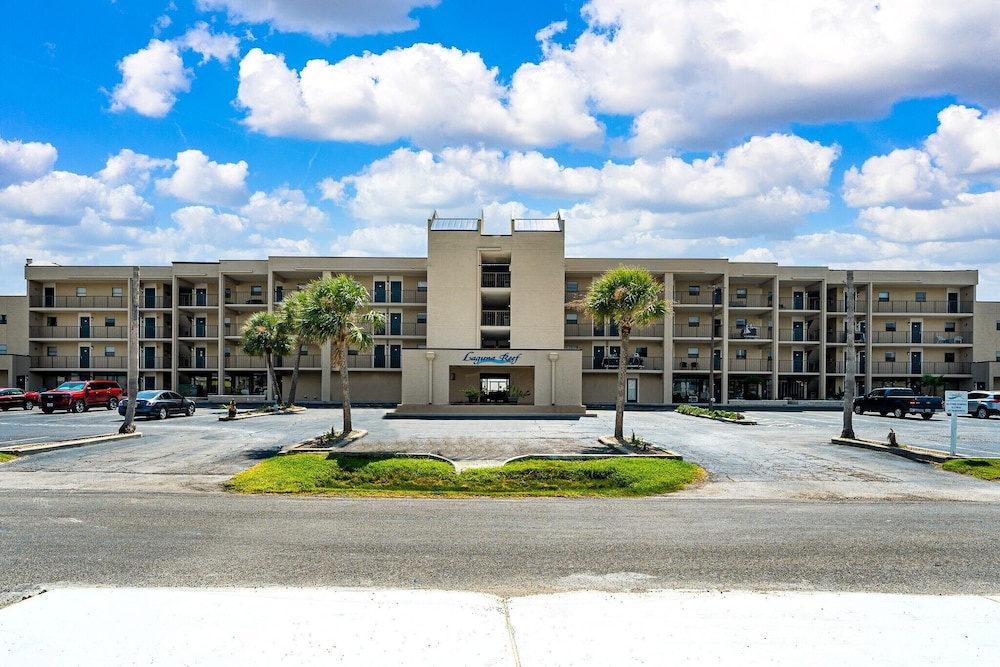 Laguna Reef 308 - Beautiful Bay View by Ryson Vacation Rentals