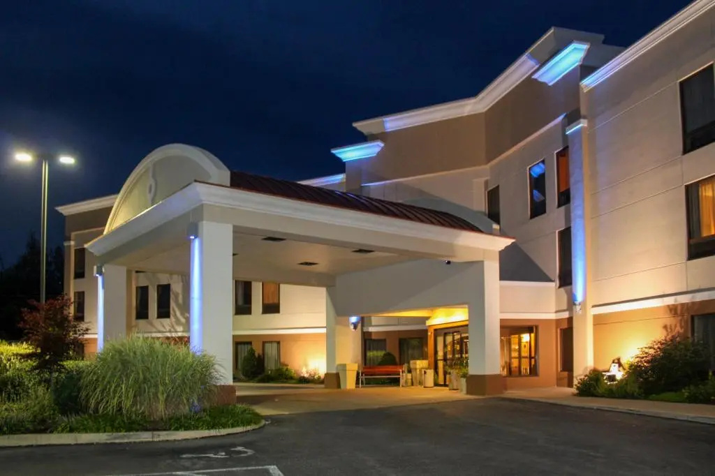Holiday Inn Express Lewisburg/New Columbia