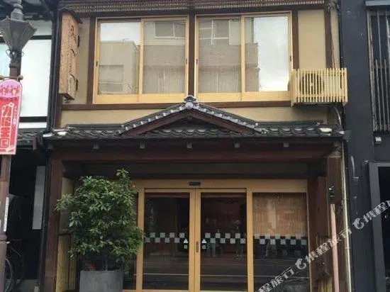 Mitsuwa Ryokan