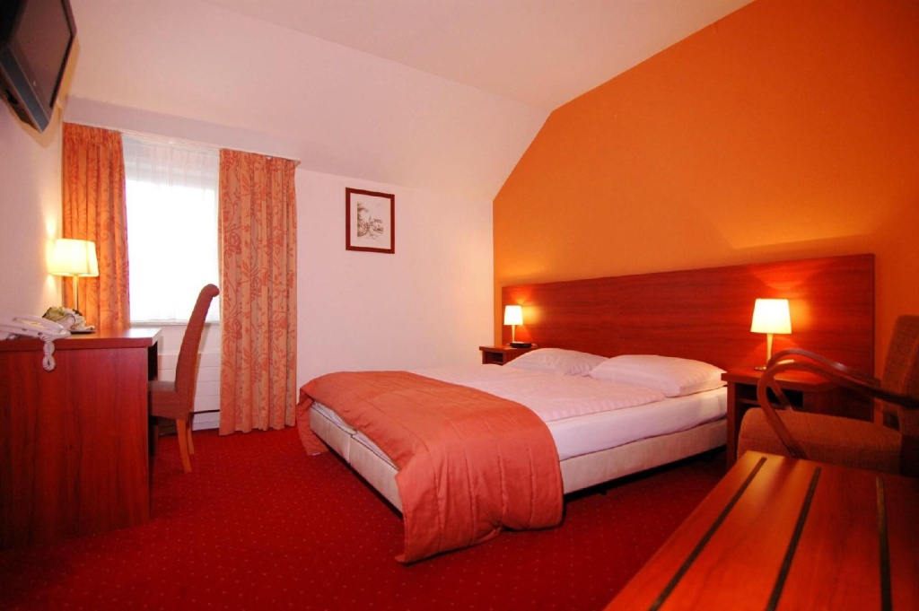 Logis Hotel Crasborn Thorn — 3