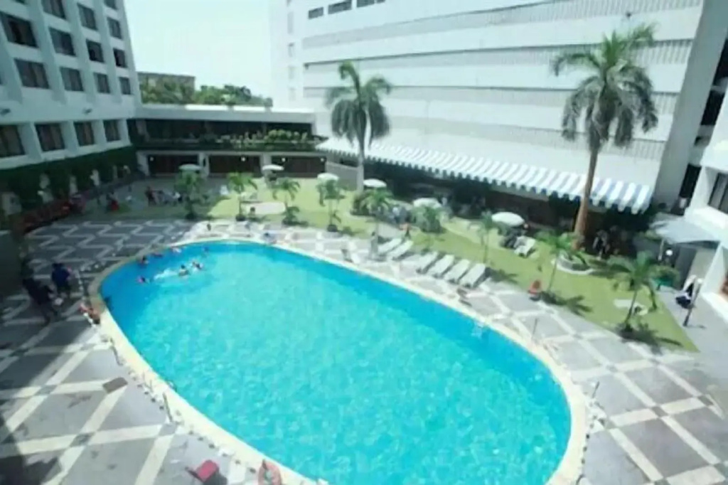 Regent Plaza Hotel & Convention Centre - Général