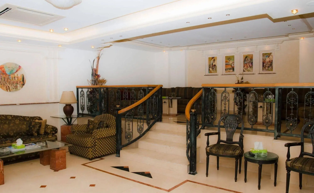 Hotel photo 12
