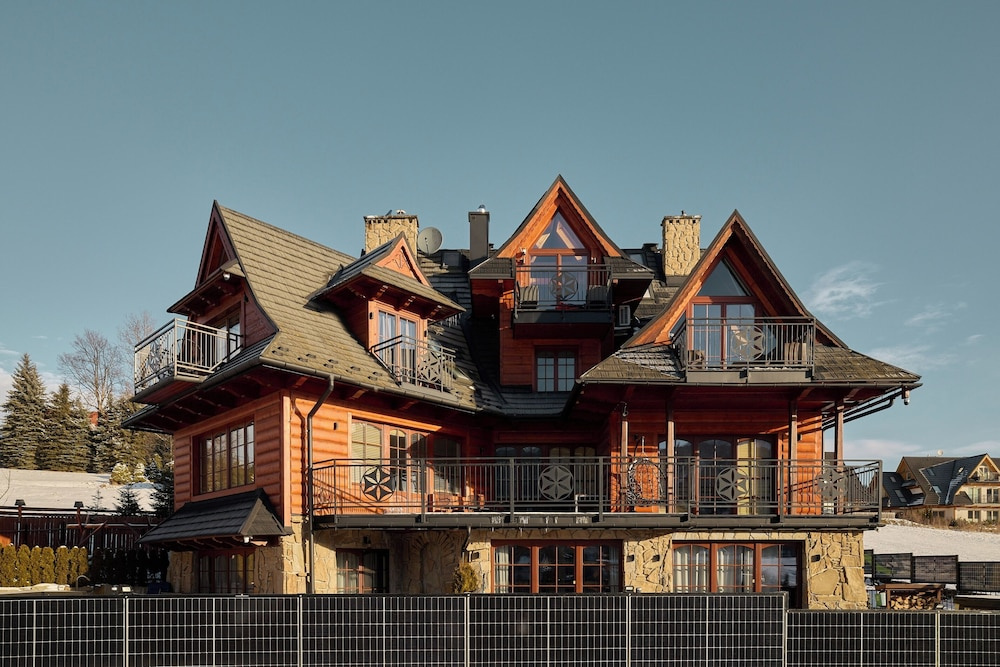 Karpielówka Hot Tub & Mountain View by Downtown Apartments