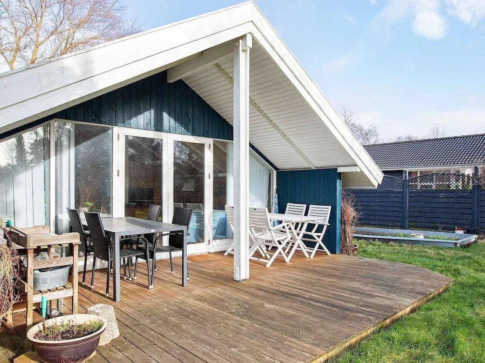 6 Person Holiday Home in Store Fuglede - фото 8