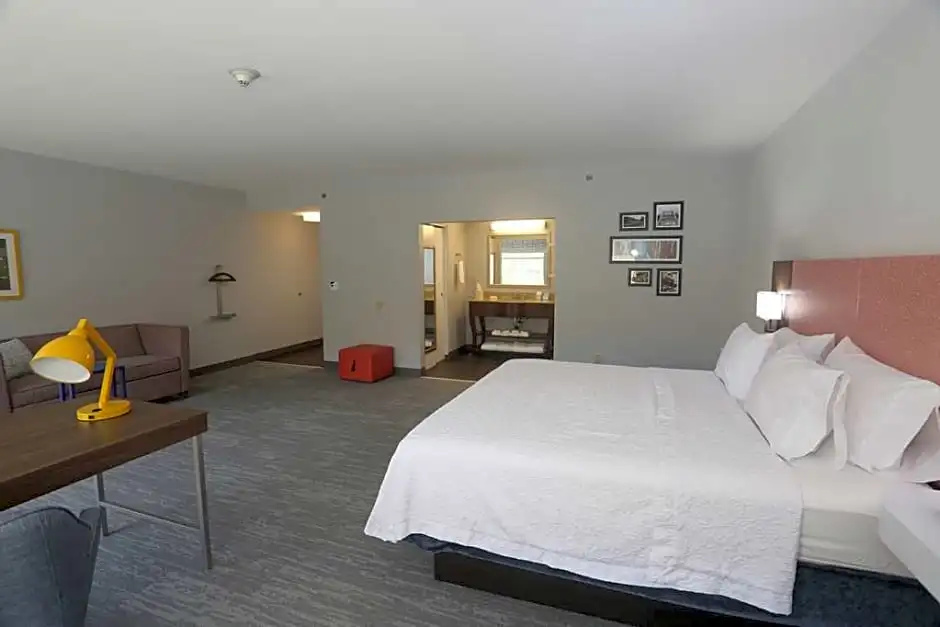 Suite with view