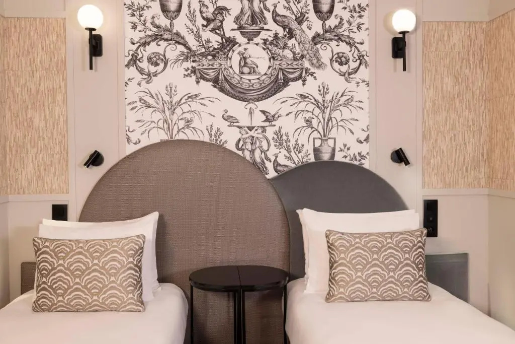 Grand Hotel Leveque 99