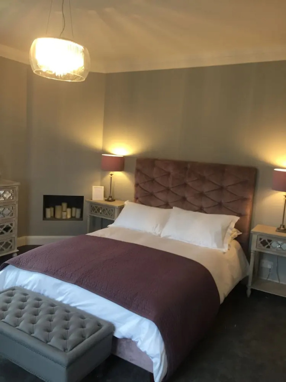 Deluxe Double room with garden view (full double bed)