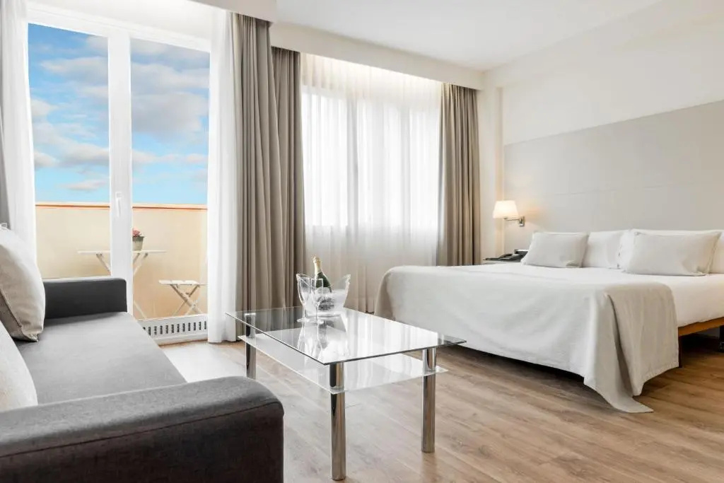 Aparthotel Mariano Cubi - Chambres