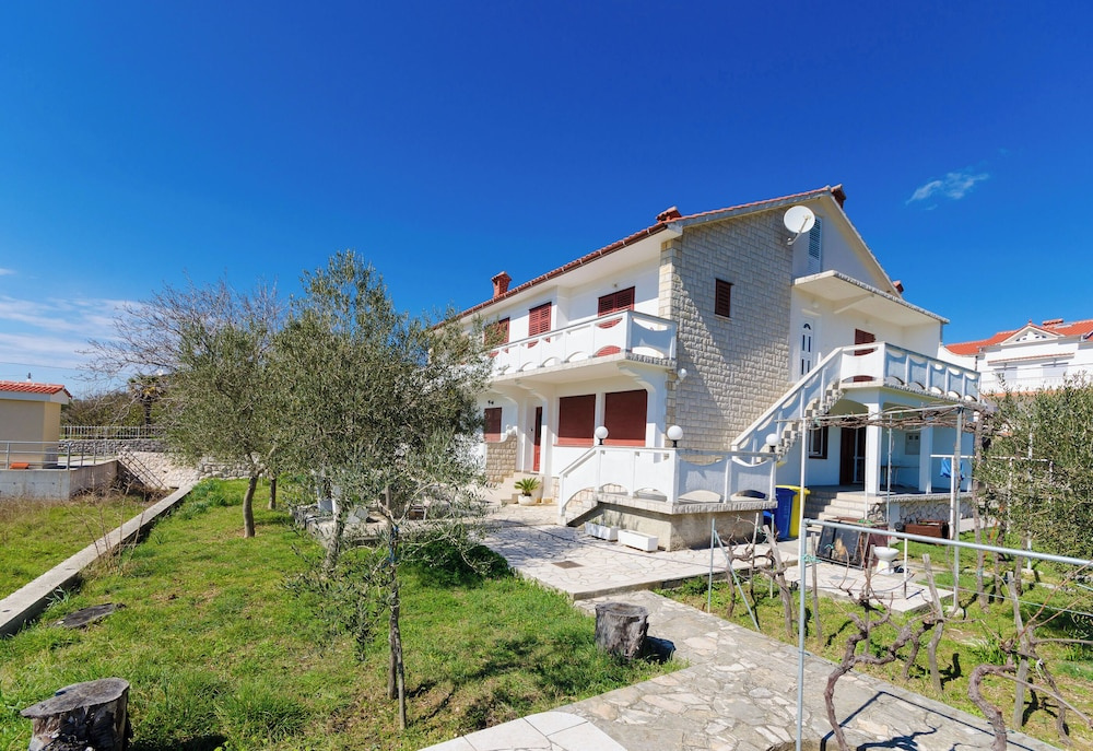 Apartments Vesna