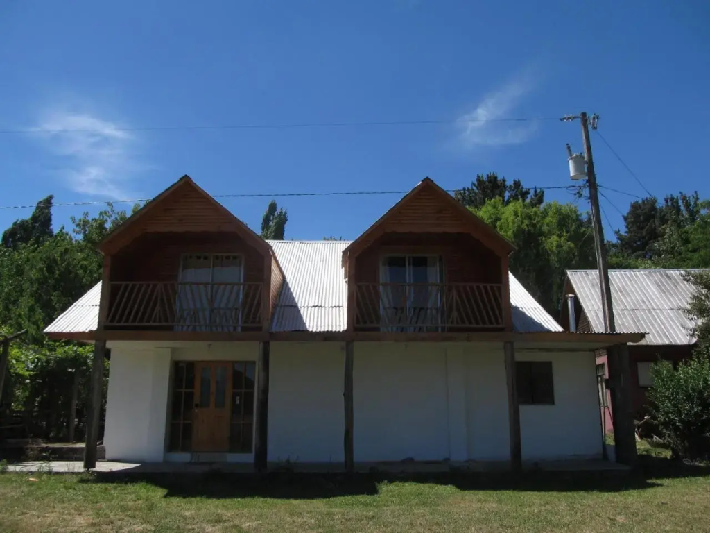 Camping & Hospedaje Rio Laja