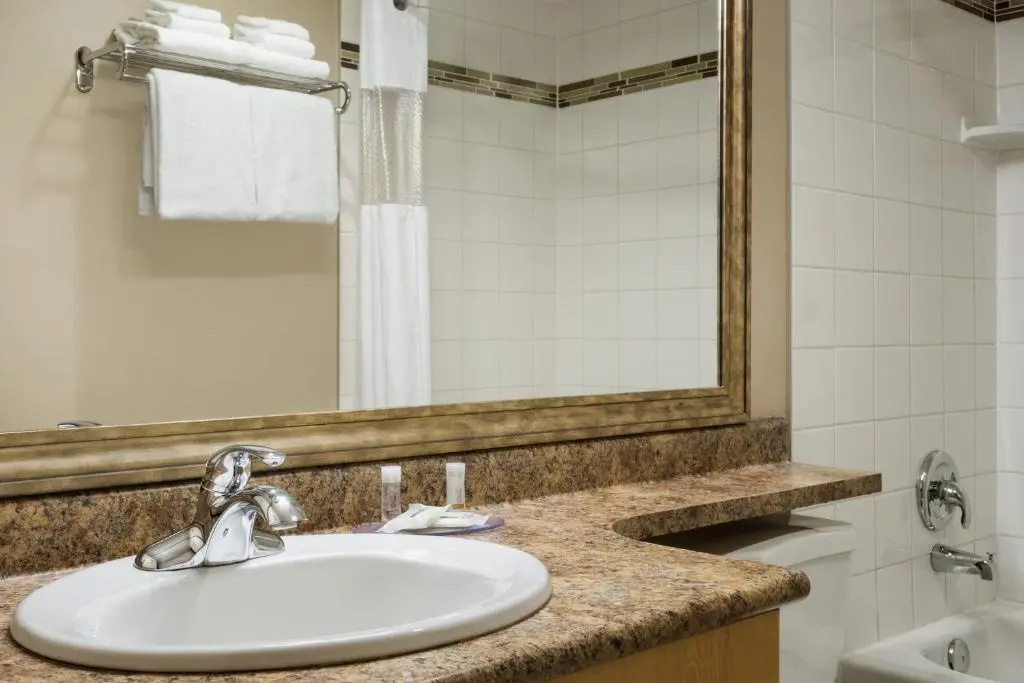 Days Inn by Wyndham Victoria Uptown - Chambres