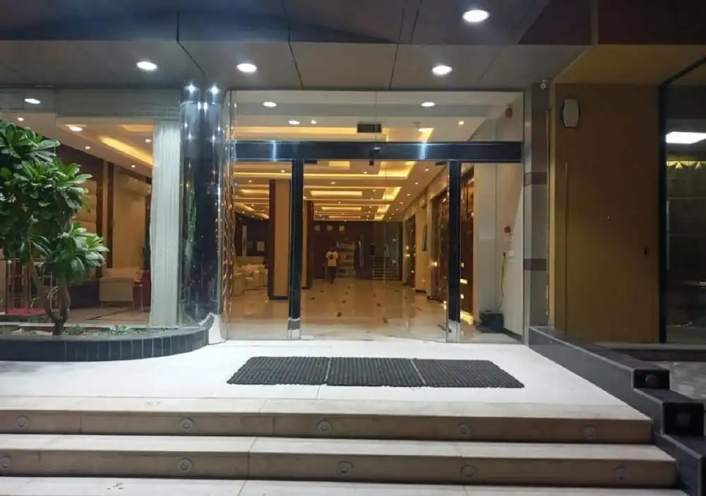 Hotel photo 12