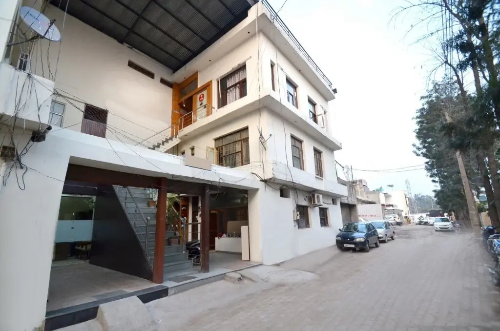 Hotel Golden Inn