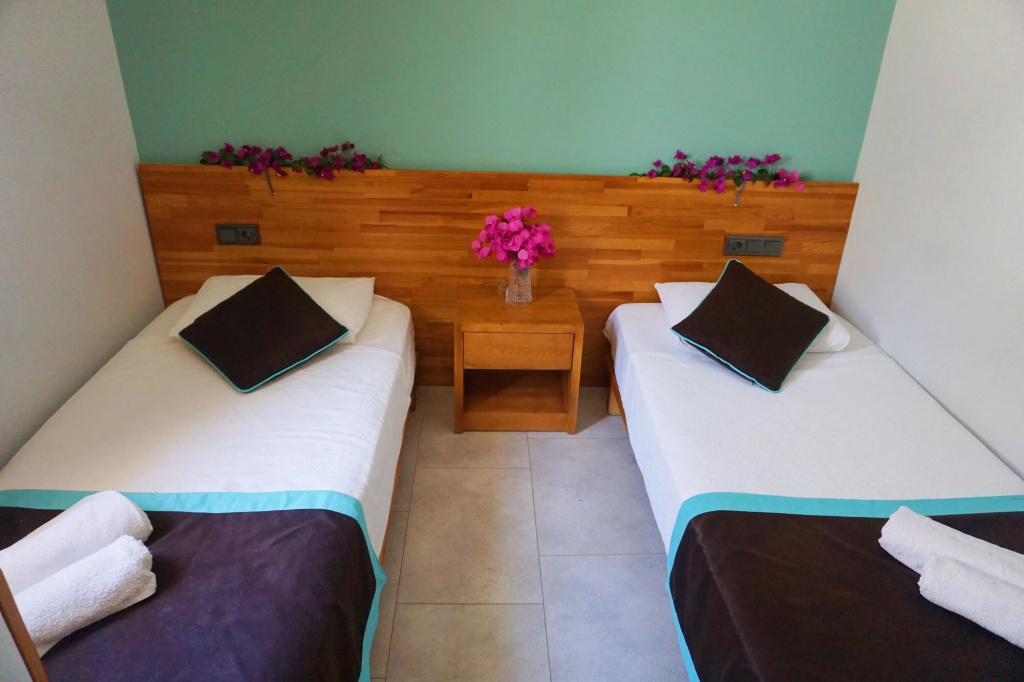Cobanoglu Otel — 4