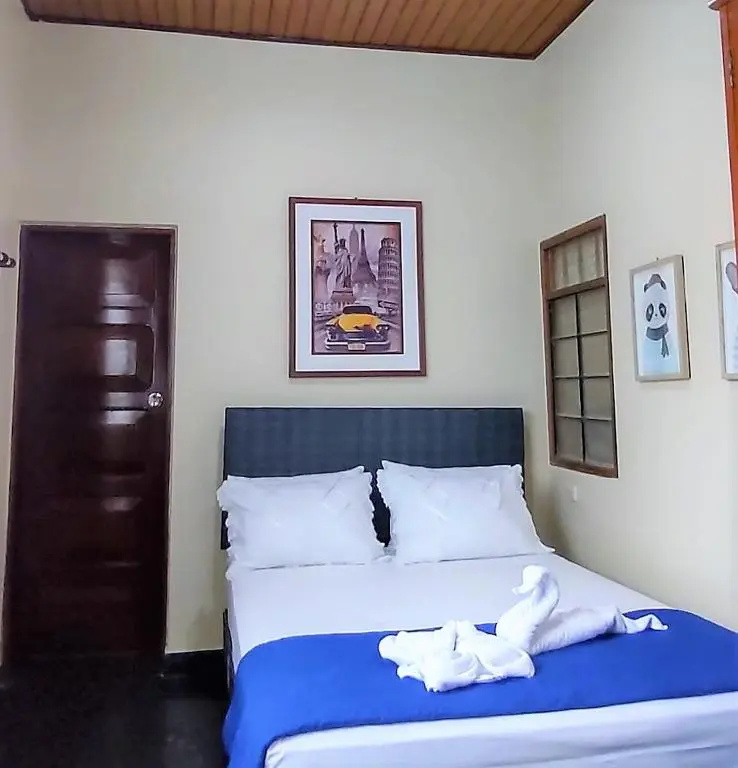 Hospedaje El Virrey - Chambres