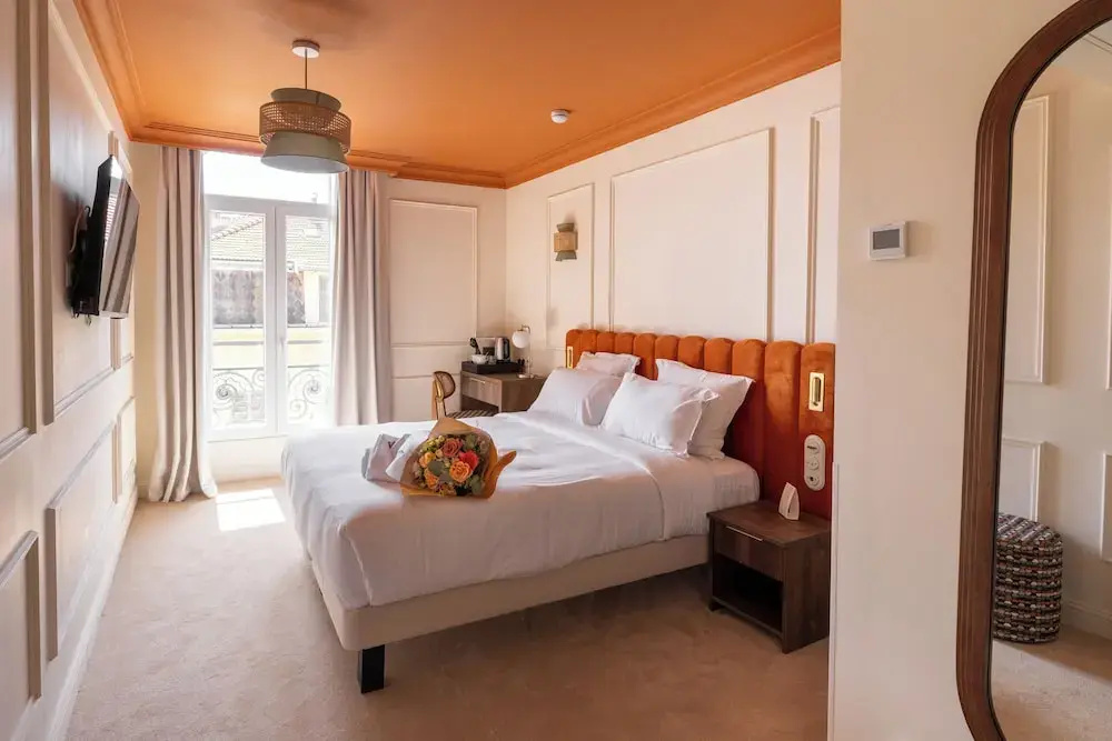 Superior Double room with sea view (full double bed)