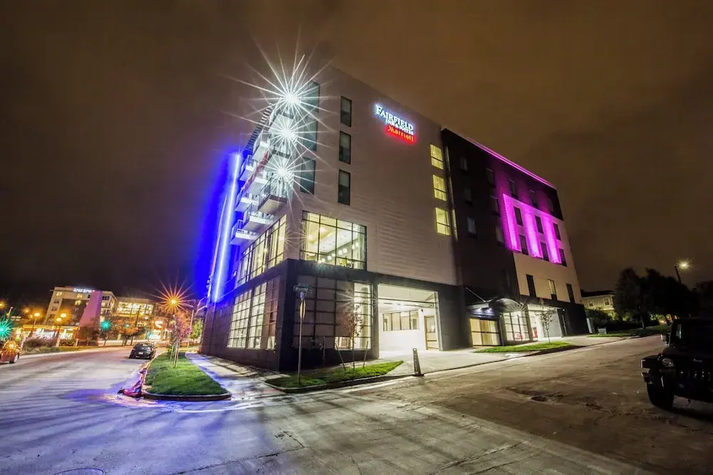 Budget Host Travel Inn (fairfield Inn & Suites By Marriott Denver Downtown)