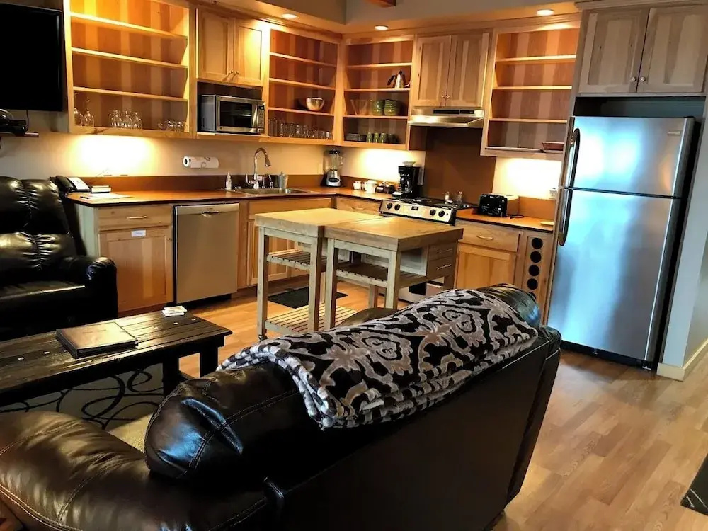 Double Suite with balcony and with river view (full double bed)