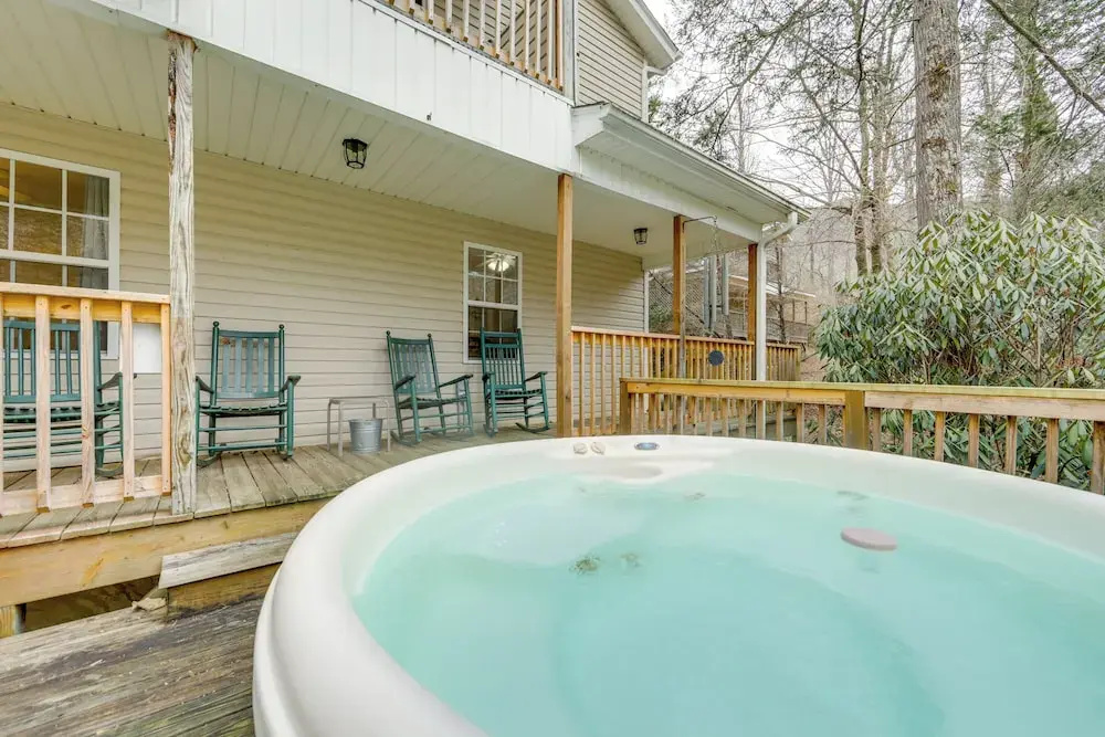 Play & Unwind! Home w/ Hot Tub in Maggie Valley