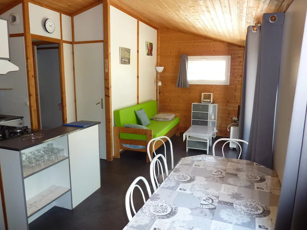 Standard Chalet