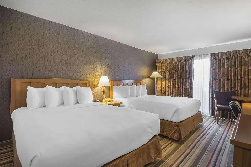 DoubleTree by Hilton Calgary North - Chambres