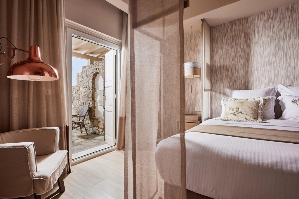 Piñon Court By La Fonda — 3